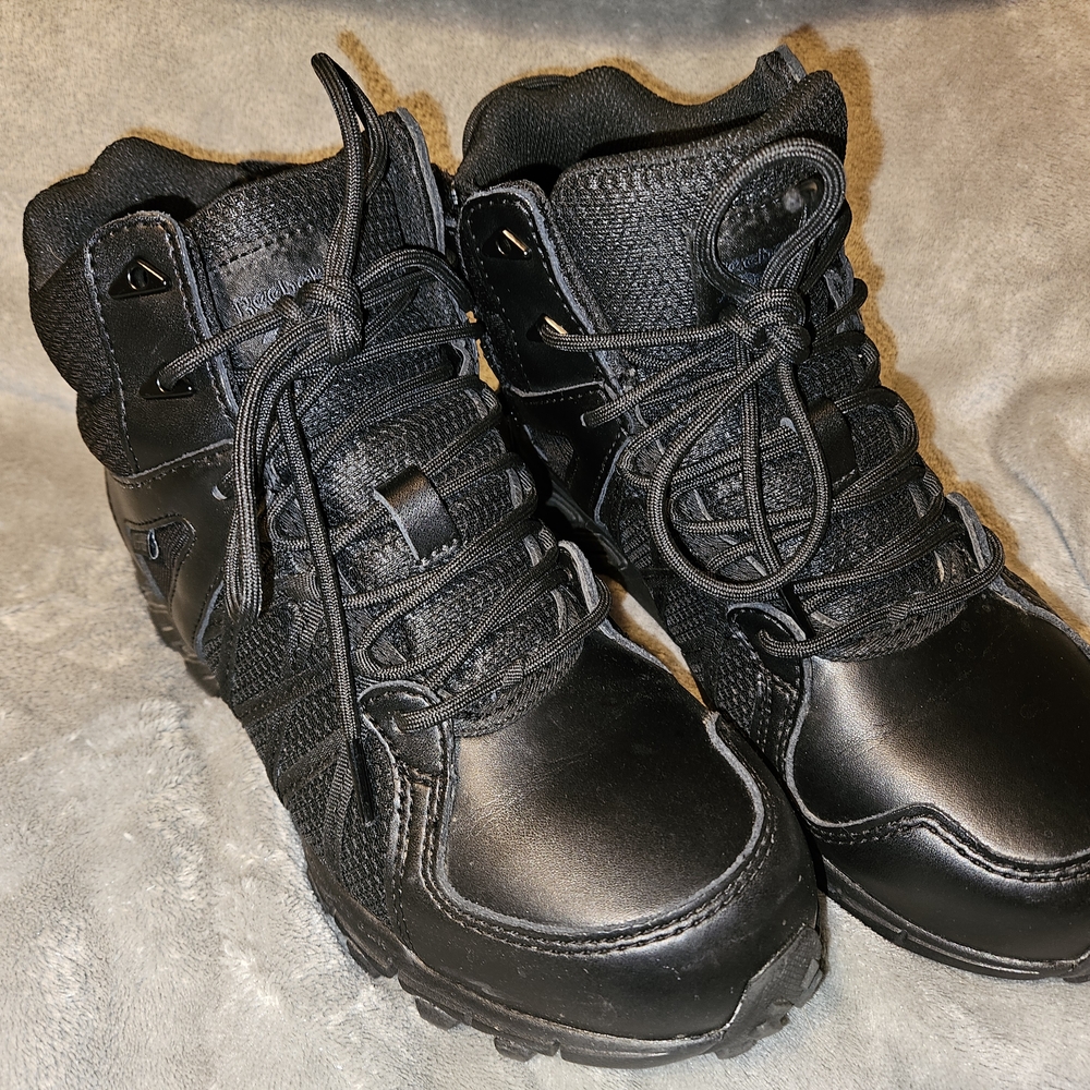 Duty Boots